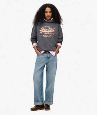 Bluza z kapturem w stylu Vintage z metalicznym logo Bluza z kapturem w stylu Vintage z metalicznym logo