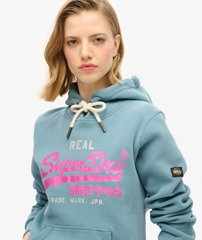 Bluza z kapturem z ozdobnym logo w stylu Vintage Bluza z kapturem z ozdobnym logo w stylu Vintage