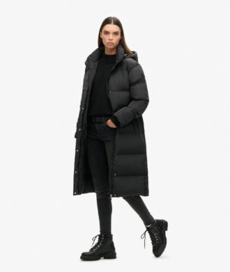 duga kurtka puffer z kapturem 2 330x391 - Długa kurtka Puffer z kapturem
