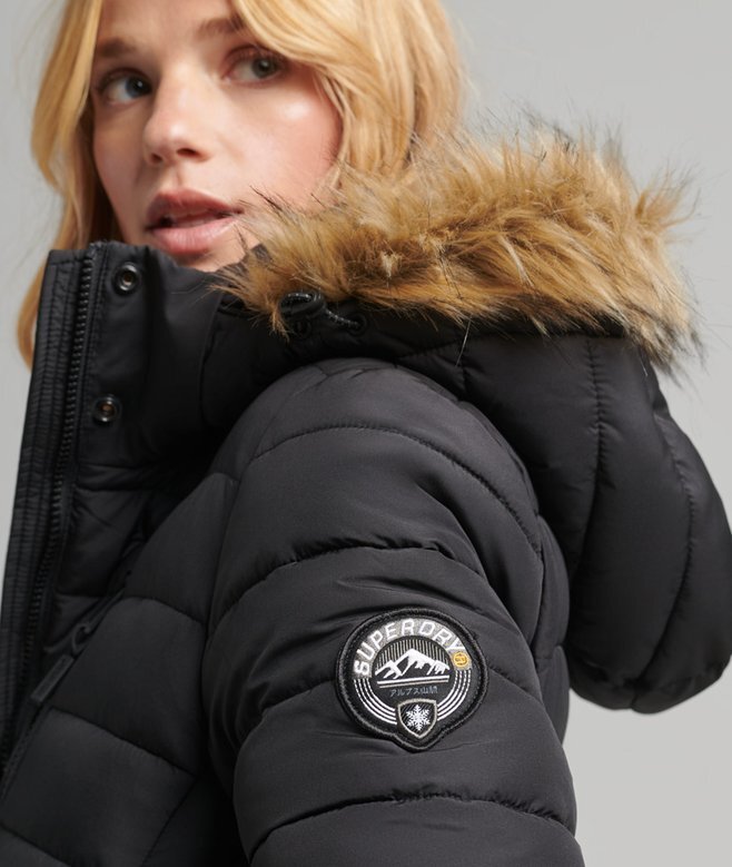Długi, lekko wyściełany płaszcz Puffer z kapturem Hooded z sztucznego futra Długi, lekko wyściełany płaszcz Puffer z kapturem Hooded z sztucznego futra