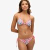 Górka bikini z trójkątnymi ramiączkami Górka bikini z trójkątnymi ramiączkami