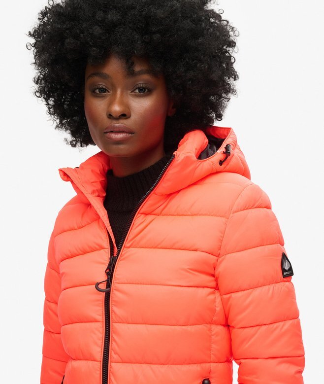 Klasyczna kurtka Puffer z kapturem Klasyczna kurtka Puffer z kapturem