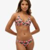 Klasyczne figi bikini z nadrukiem