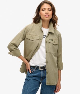 Koszula w stylu militarnym