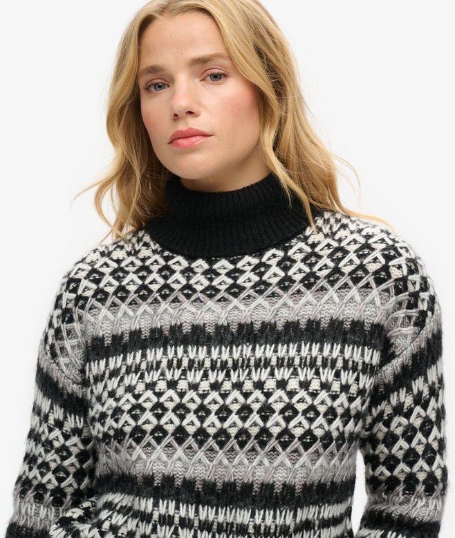 Krótki sweter z golfem z dzianiny Krótki sweter z golfem z dzianiny