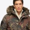 Kurtka bomberka Everest Puffer z kapturem Kurtka bomberka Everest Puffer z kapturem