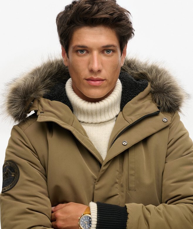 Kurtka bomberka Everest Puffer z kapturem Kurtka bomberka Everest Puffer z kapturem