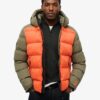 Kurtka Puffer sportowa z kapturem w stylu sportowym z blokami kolorów Kurtka Puffer sportowa z kapturem w stylu sportowym z blokami kolorów