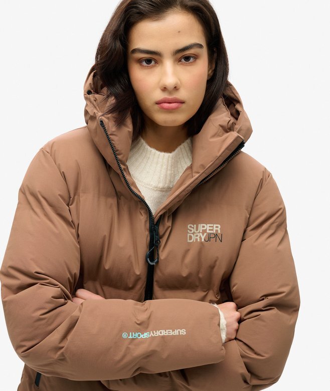 Kurtka Puffer z kapturem o prostym kroju Kurtka Puffer z kapturem o prostym kroju