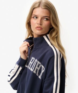 Luźna bluza dresowa z aplikacją Athletic Essentials