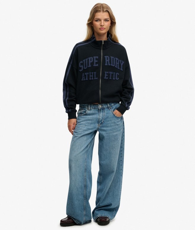 Luźna bluza dresowa z aplikacją Athletic Essentials Luźna bluza dresowa z aplikacją Athletic Essentials