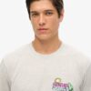 Luźny T-shirt Neon Travel Luźny T-shirt Neon Travel
