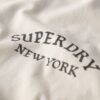 Luźny T-shirt z grafiką tatuażu na plecach Luźny T-shirt z grafiką tatuażu na plecach