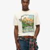 Luźny T-shirt z neonowym nadrukiem podróżniczym
