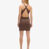 Mini sukienka bodycon z krzyżującymi się ramiączkami