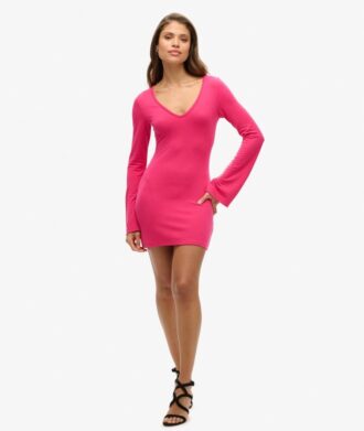 Mini sukienka bodycon z rozkloszowanymi rękawami