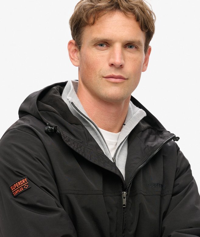 Nylonowa kurtka bomberka Hooded z nadwyżek Nylonowa kurtka bomberka Hooded z nadwyżek