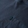 Podstawowa koszulka z kieszenią w stylu „washed”