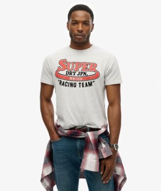 Przerobiony klasyczny T-shirt z nadrukiem