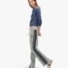 Spodnie dresowe Athletic Essentials Stripe Flare Spodnie dresowe Athletic Essentials Stripe Flare