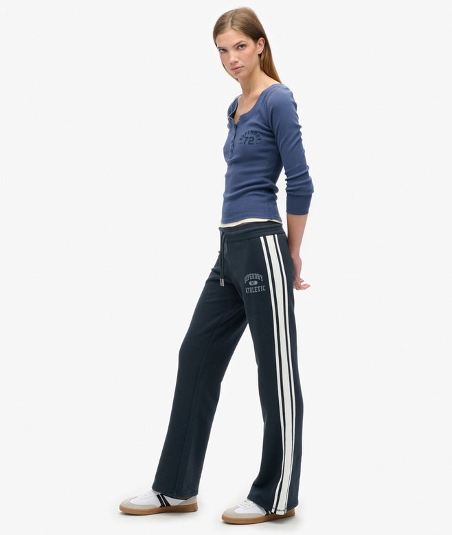 Spodnie dresowe Athletic Essentials Stripe Flare Spodnie dresowe Athletic Essentials Stripe Flare
