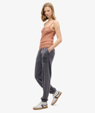 Spodnie dresowe Athletic Essentials Vintage Washed Graphic Spodnie dresowe Athletic Essentials Vintage Washed Graphic