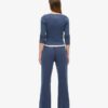 Spodnie dresowe Athletic Essentials z niskim stanem i rozszerzanymi nogawkami Spodnie dresowe Athletic Essentials z niskim stanem i rozszerzanymi nogawkami