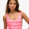 Strój kąpielowy w stylu tie-dye