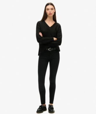 Sweter oversize z dekoltem w serek