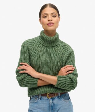 Sweter z golfem o luźnym splocie