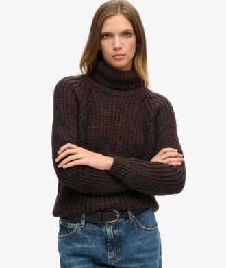 Sweter z golfem o luźnym splocie