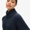Sweter z golfem o luźnym splocie Sweter z golfem o luźnym splocie