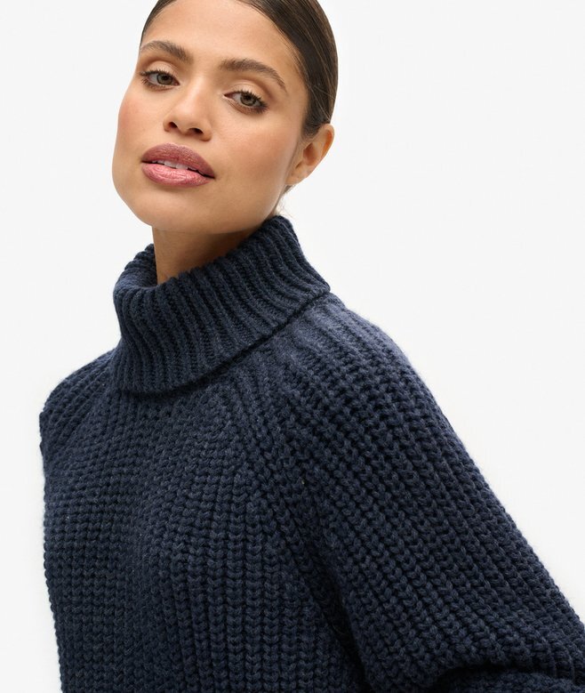 Sweter z golfem o luźnym splocie Sweter z golfem o luźnym splocie