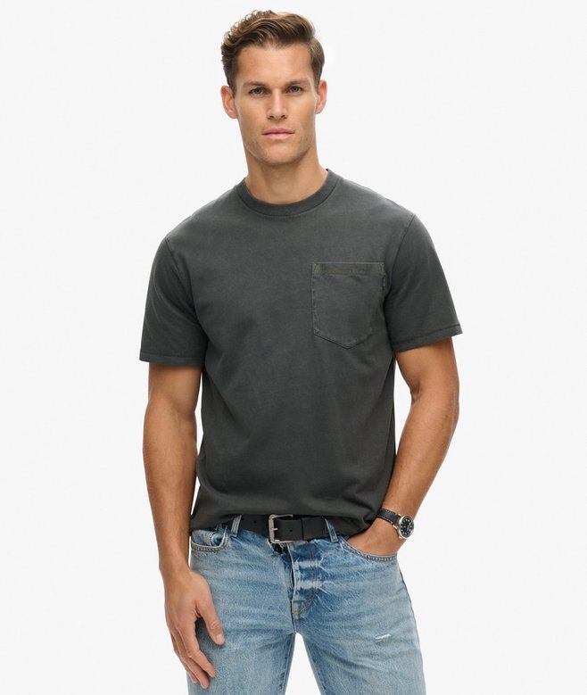 T-shirt z kontrastowymi szwami na kieszeni T-shirt z kontrastowymi szwami na kieszeni