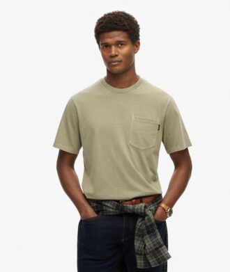 T-shirt z kontrastowymi szwami na kieszeni