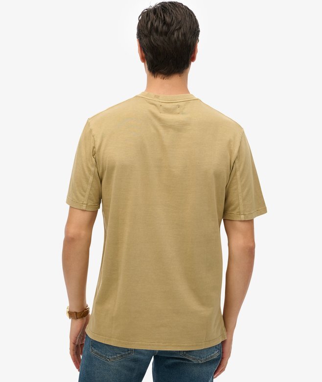 T-shirt z kontrastowymi szwami na kieszeni T-shirt z kontrastowymi szwami na kieszeni