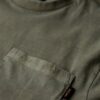 T-shirt z kontrastowymi szwami na kieszeni T-shirt z kontrastowymi szwami na kieszeni