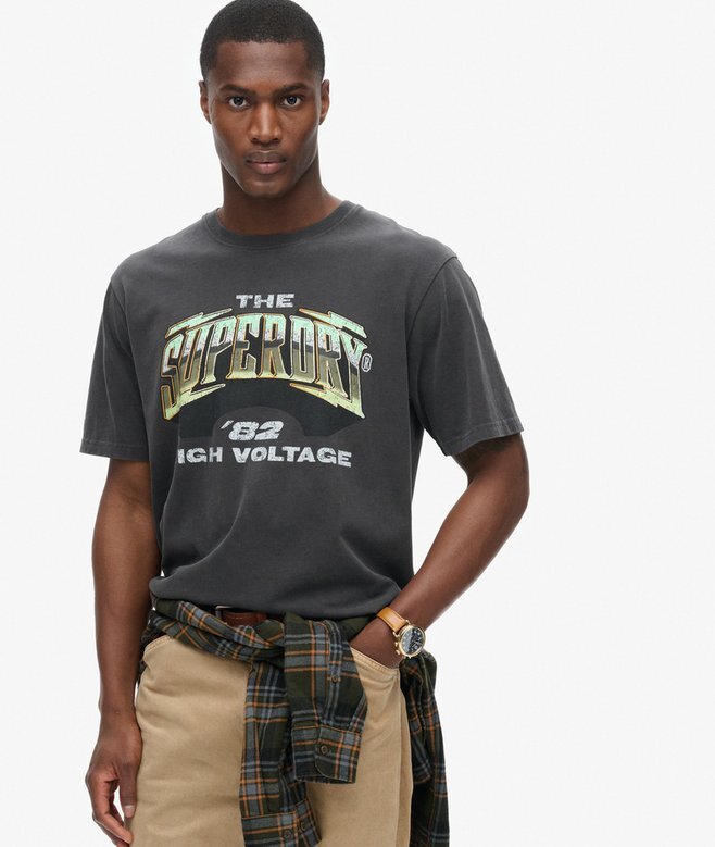 T-shirt z nadrukiem rockowym w stylu lat 70. T-shirt z nadrukiem rockowym w stylu lat 70.
