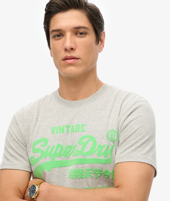 T-shirt z neonowym logo w stylu Vintage T-shirt z neonowym logo w stylu Vintage