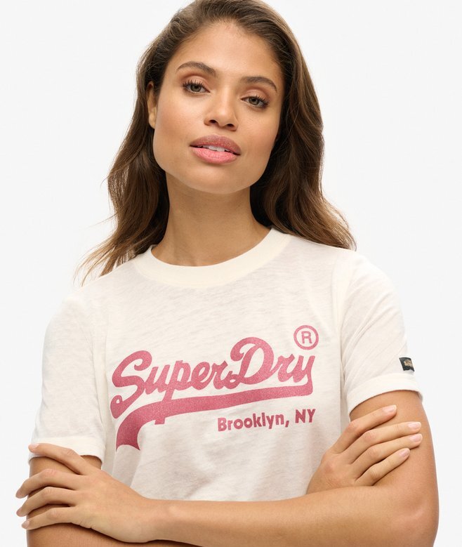 T-shirt z ozdobnym logo w stylu Vintage T-shirt z ozdobnym logo w stylu Vintage