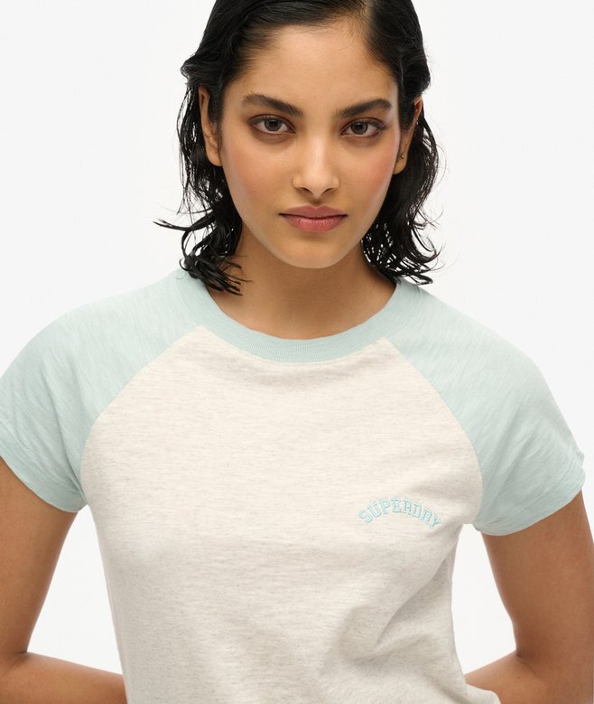 T-shirt z raglanowymi rękawami z Organic Cotton z logo Essential T-shirt z raglanowymi rękawami z Organic Cotton z logo Essential
