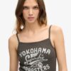 Top na ramiączkach z prążkowanym wzorem w stylu retro