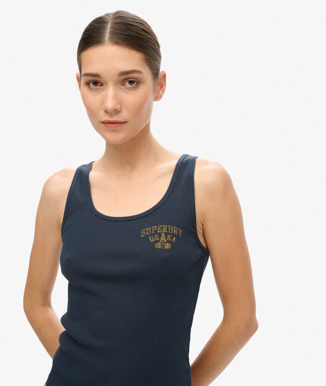 Top z prążkowanym dekoltem Athletic Essentials Top z prążkowanym dekoltem Athletic Essentials