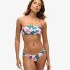 Tropikalne figi bikini typu cheeky