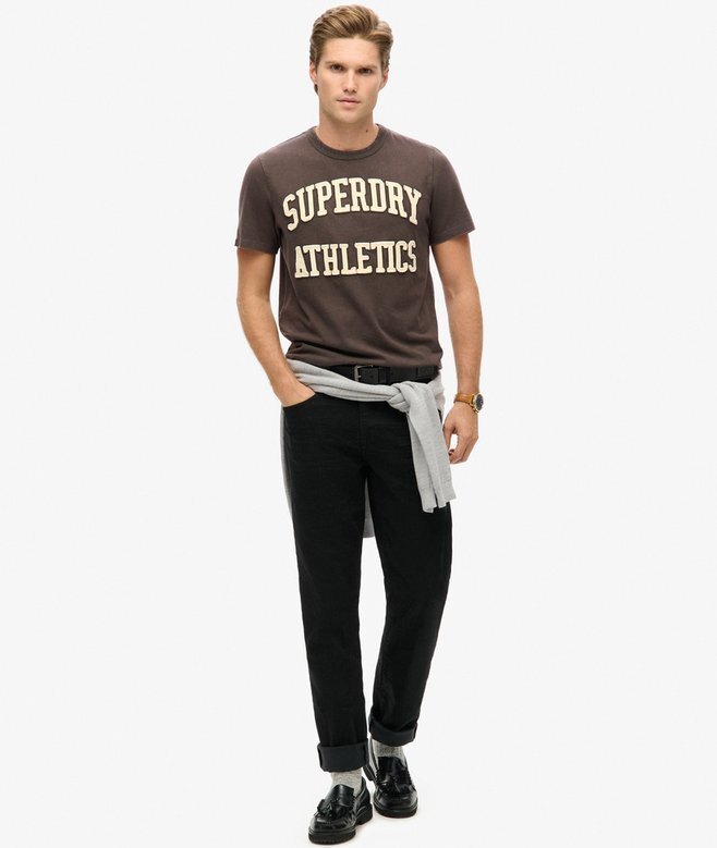 Vintage’owa koszulka sportowa w szortach z krótkim rękawem Vintage’owa koszulka sportowa w szortach z krótkim rękawem