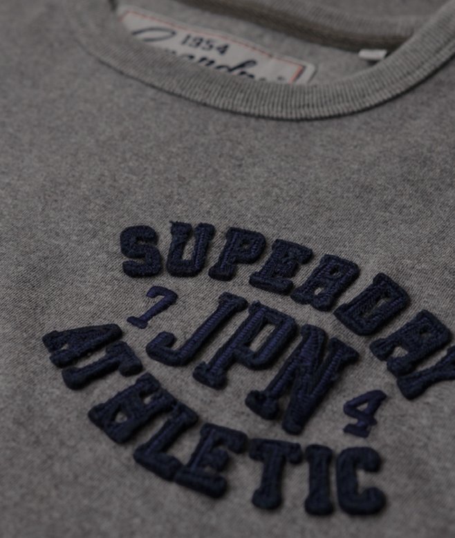 Vintage’owa koszulka sportowa w szortach z krótkim rękawem Vintage’owa koszulka sportowa w szortach z krótkim rękawem