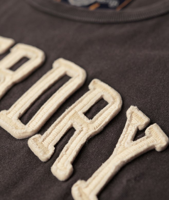 Vintage’owa koszulka sportowa w szortach z krótkim rękawem Vintage’owa koszulka sportowa w szortach z krótkim rękawem